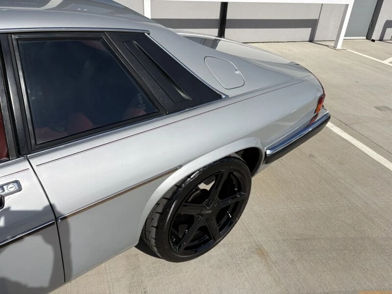 1984 Jaguar XJS - Image 12 of 21