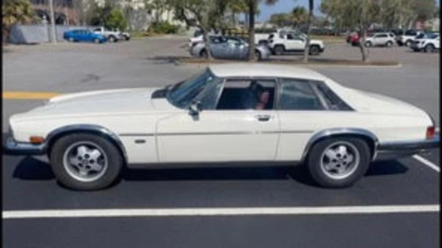 1984 Jaguar XJS - Image 2 of 19