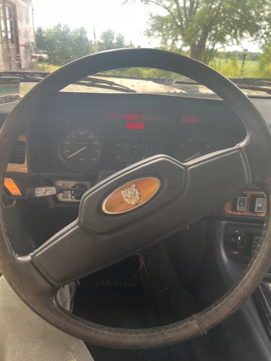 1984 Jaguar XJS - Image 3 of 7