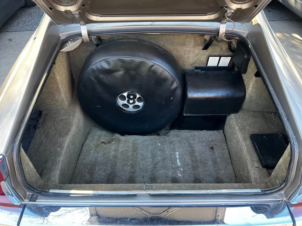 1984 Jaguar XJS Pre-Facelift V12 - Image 8 of 8