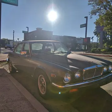 1984 Jaguar XJ6 Base