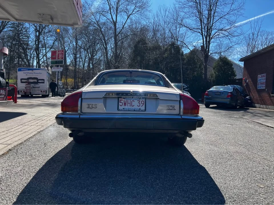 1984 Jaguar XJS - Image 2 of 8