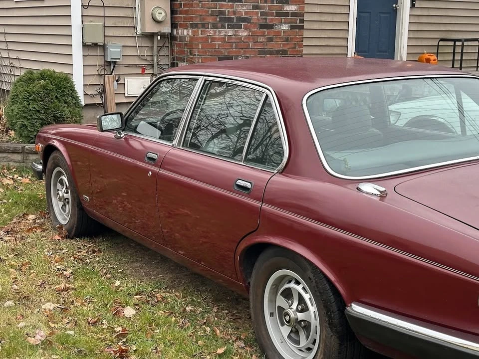 1984 Jaguar XJ Series 3 - Image 10 of 11