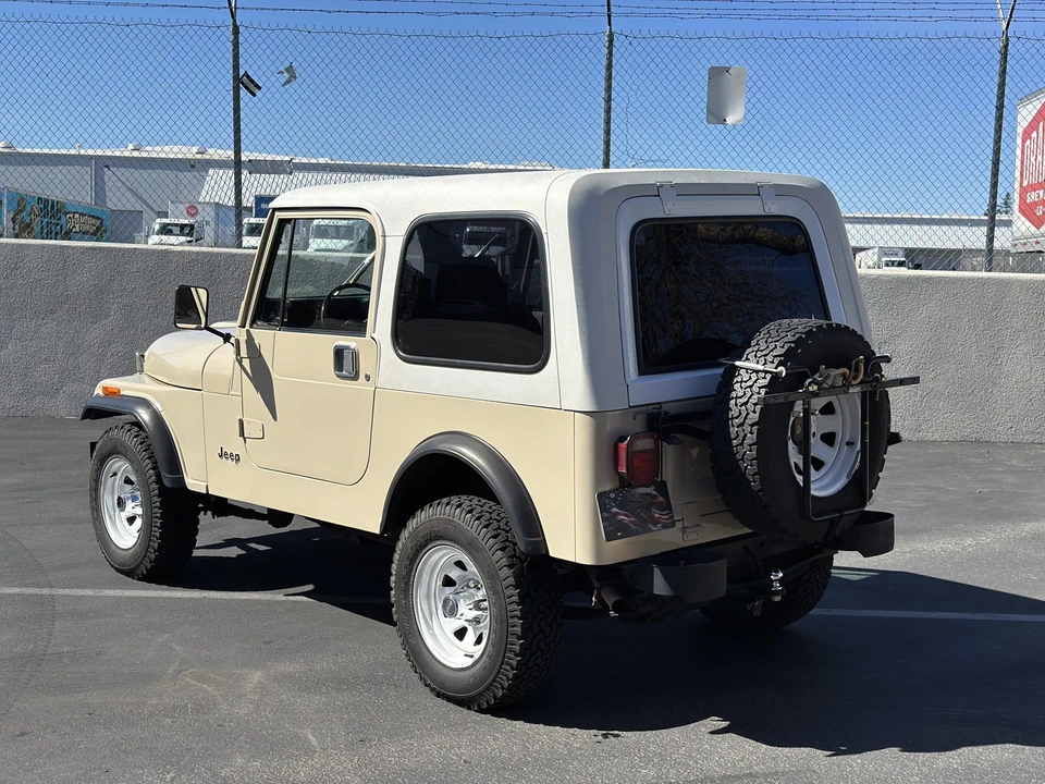 1984 Jeep CJ7 - Image 24 of 31