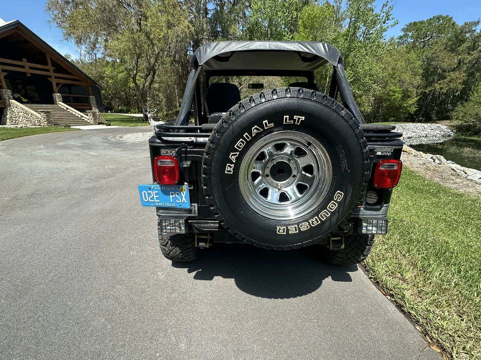 1984 Jeep CJ7 - Image 10 of 31