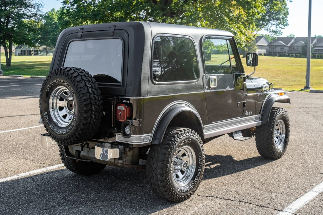 1984 Jeep CJ7 - Image 10 of 31