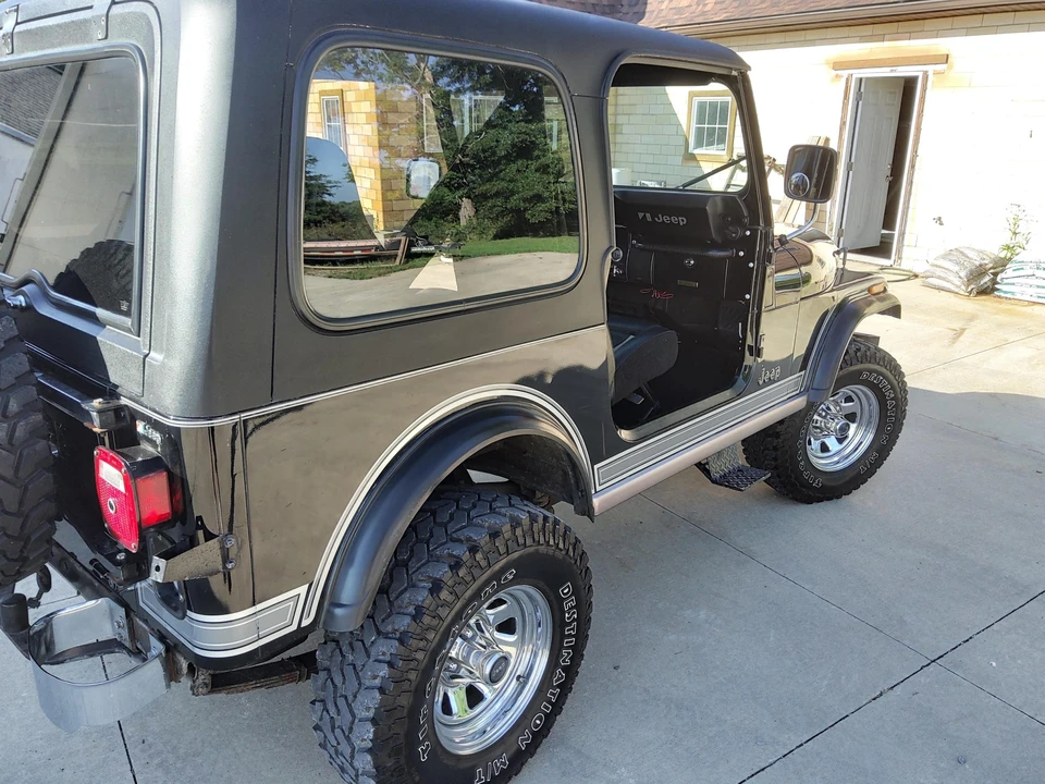 1984 Jeep CJ7 - Image 11 of 31