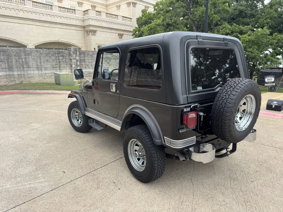 1984 Jeep CJ7 - Image 9 of 31