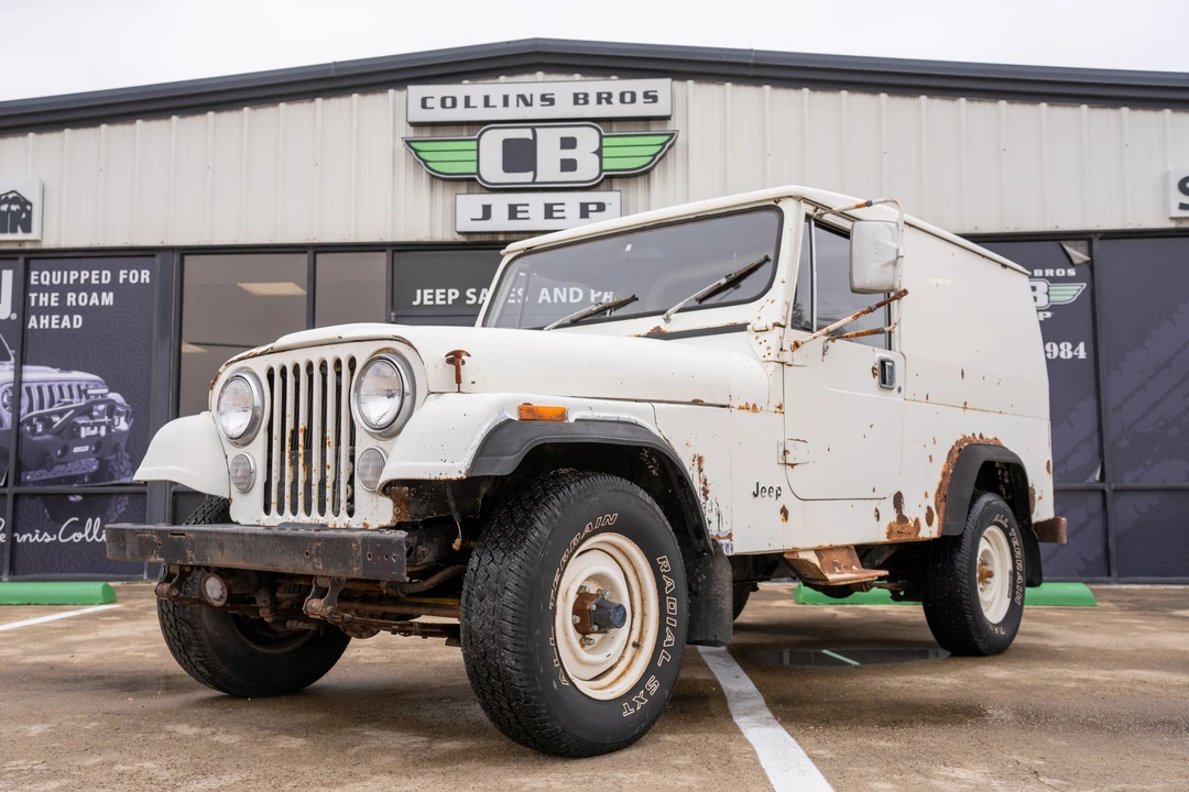 1984 Jeep CJ8 Scrambler - Image 2 of 31