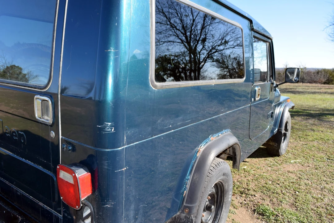 1984 Jeep CJ8 Scrambler - Image 17 of 31
