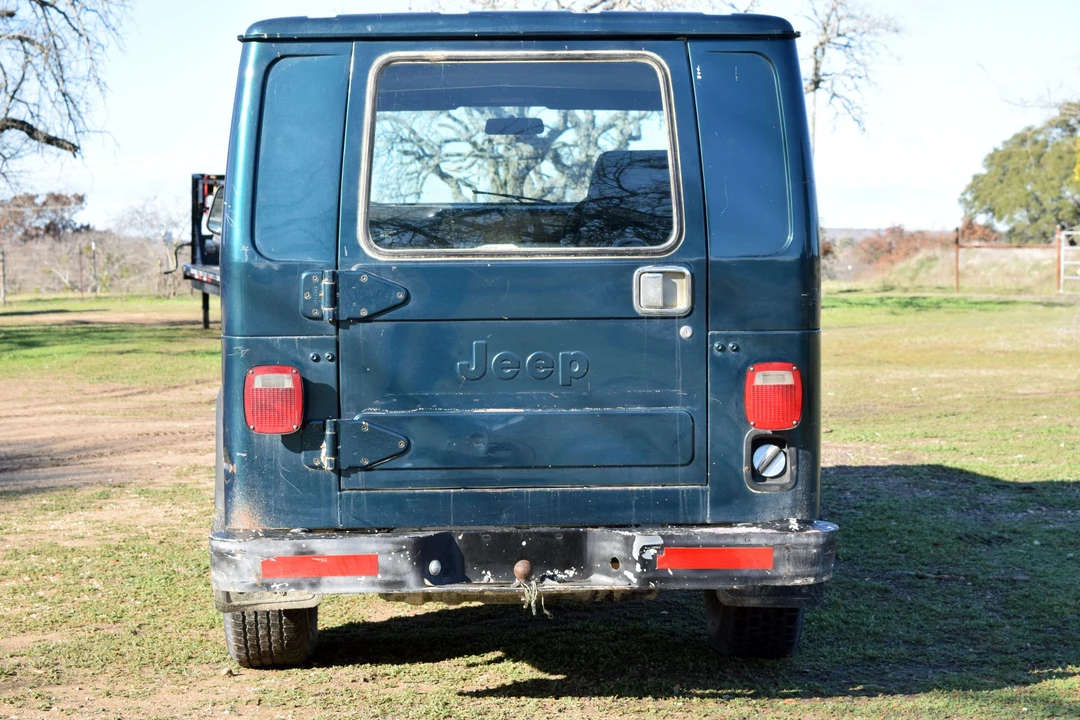1984 Jeep CJ8 Scrambler - Image 9 of 31
