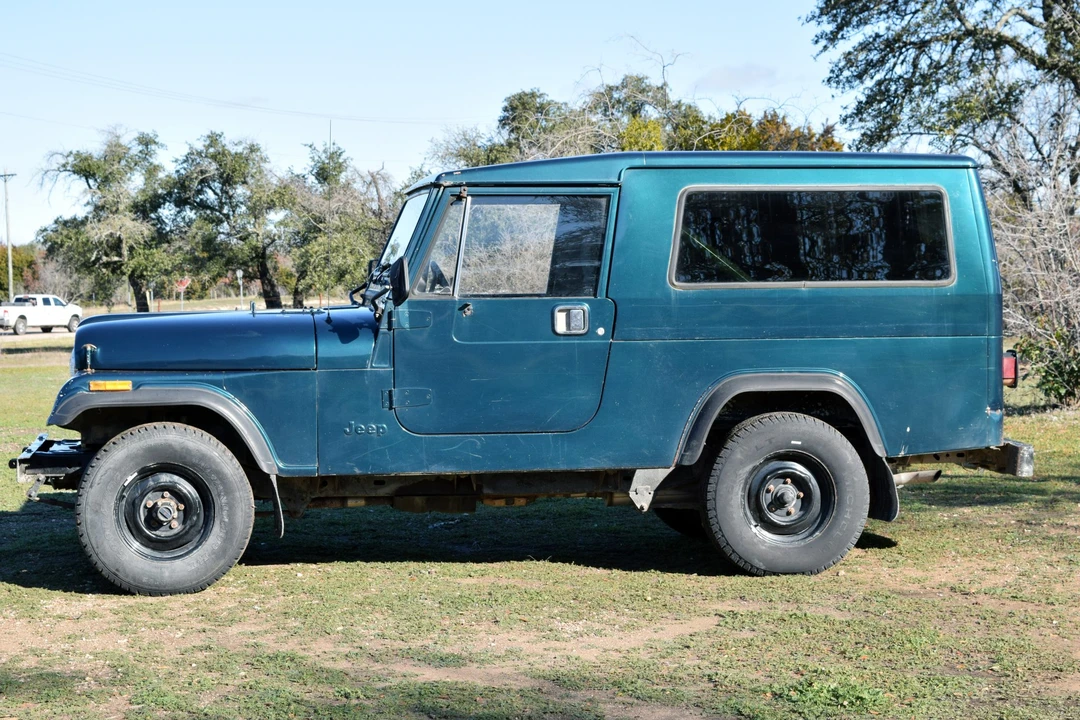 1984 Jeep CJ8 Scrambler - Image 11 of 31