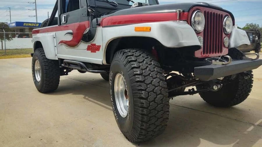 1984 Jeep CJ8 Scrambler - Image 11 of 11