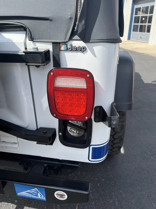 1984 Jeep CJ8 Scrambler - Image 28 of 31