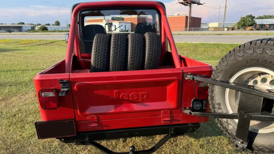 1984 Jeep CJ8 Scrambler - Image 14 of 31