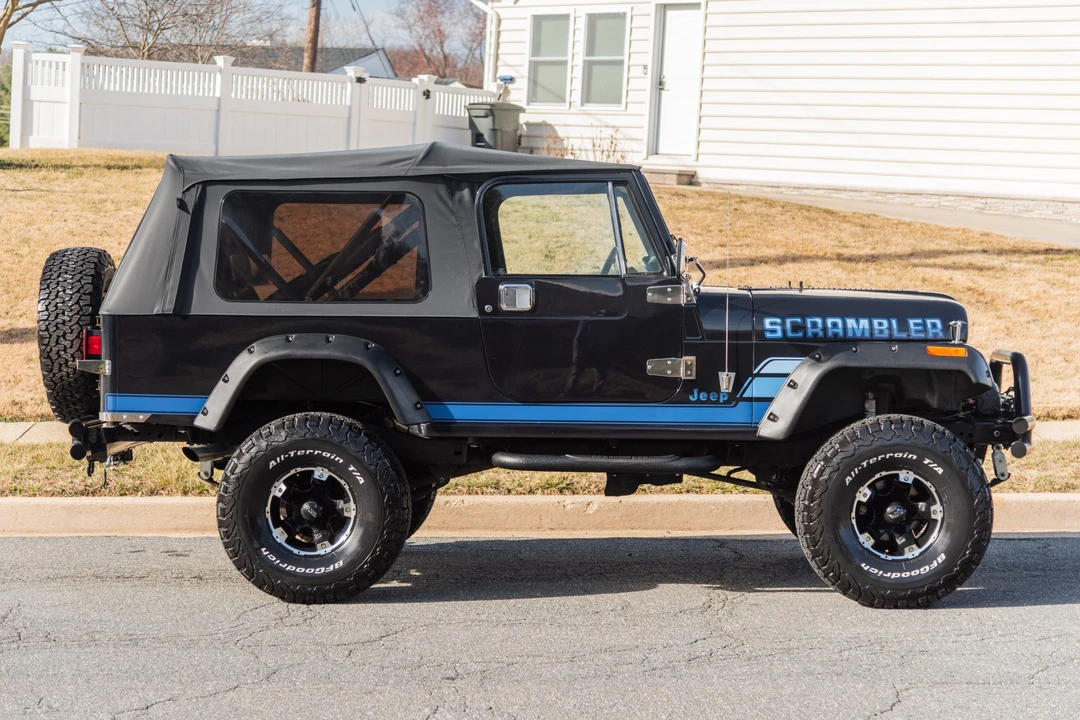 1984 Jeep CJ8 Scrambler - Image 8 of 31