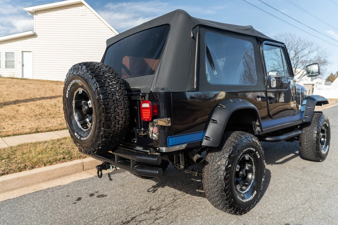 1984 Jeep CJ8 Scrambler - Image 7 of 31