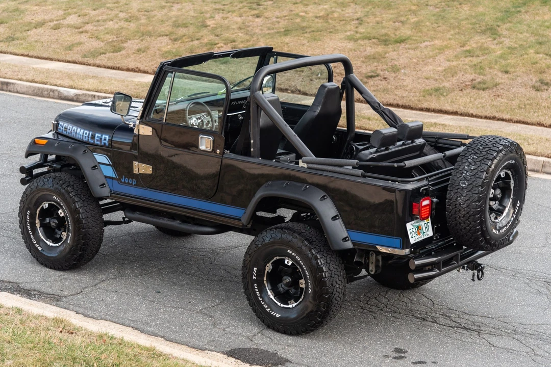 1984 Jeep CJ8 Scrambler - Image 13 of 31
