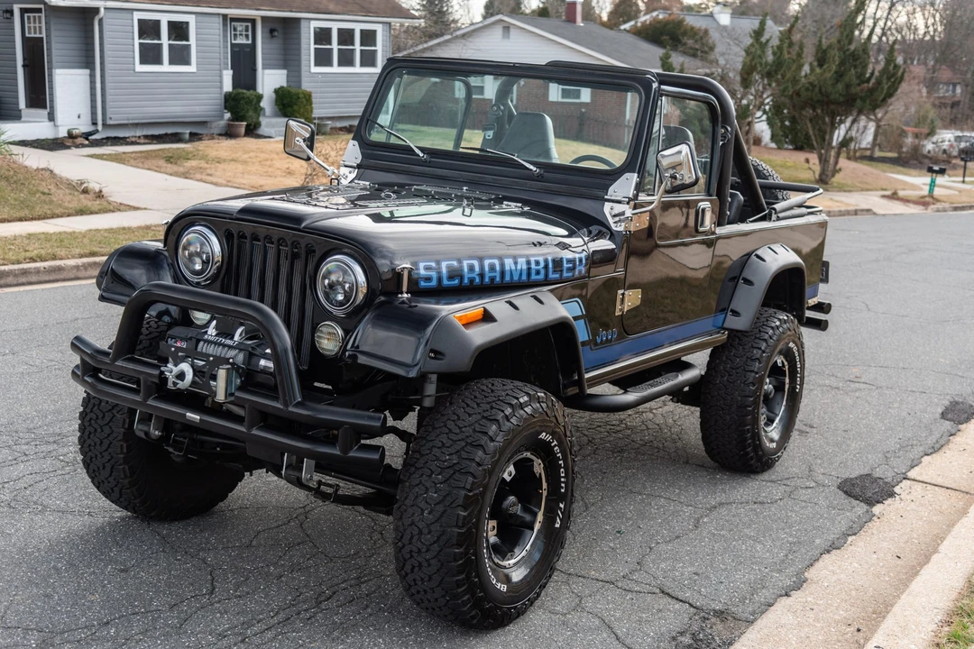 1984 Jeep CJ8 Scrambler - Image 10 of 31