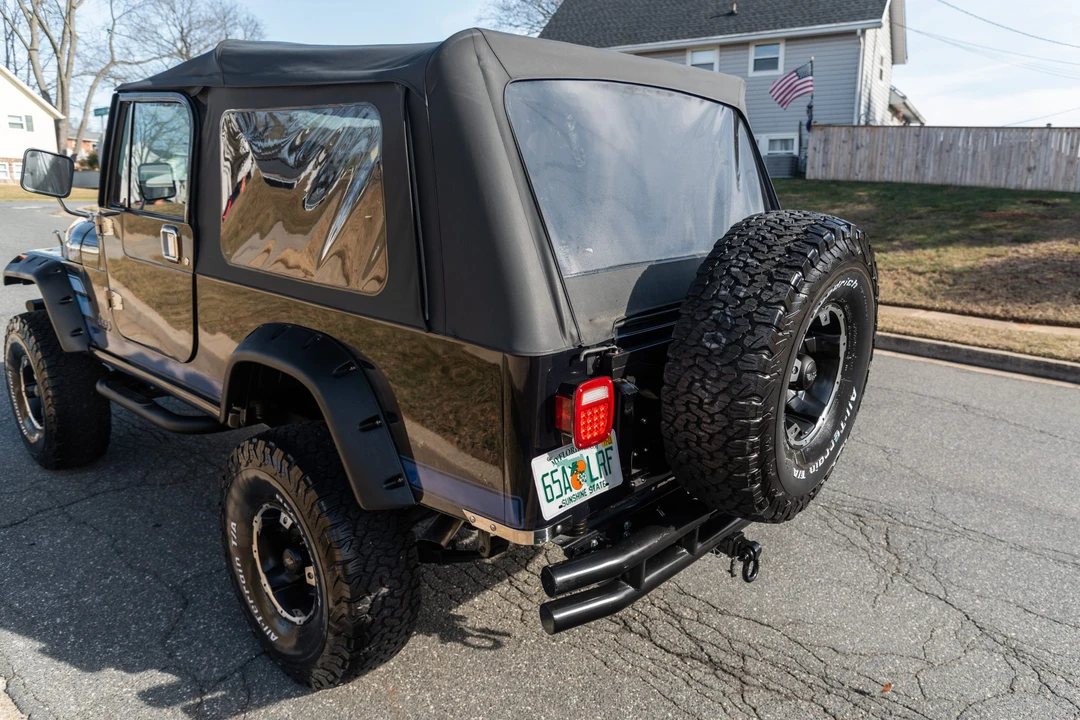 1984 Jeep CJ8 Scrambler - Image 16 of 31