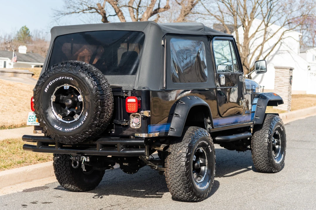 1984 Jeep CJ8 Scrambler - Image 6 of 31