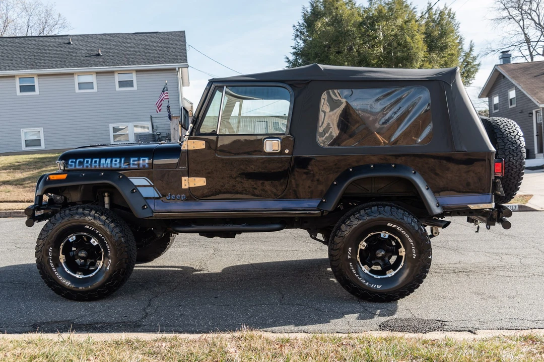 1984 Jeep CJ8 Scrambler - Image 3 of 31