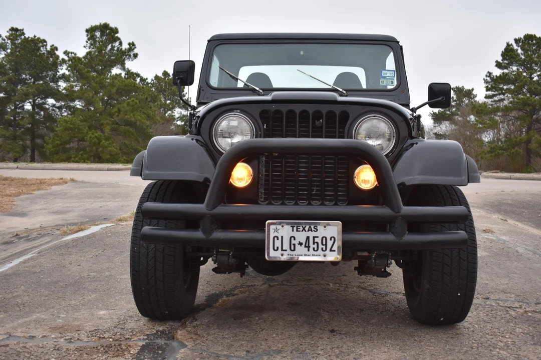1984 Jeep CJ8 Scrambler - Image 2 of 31