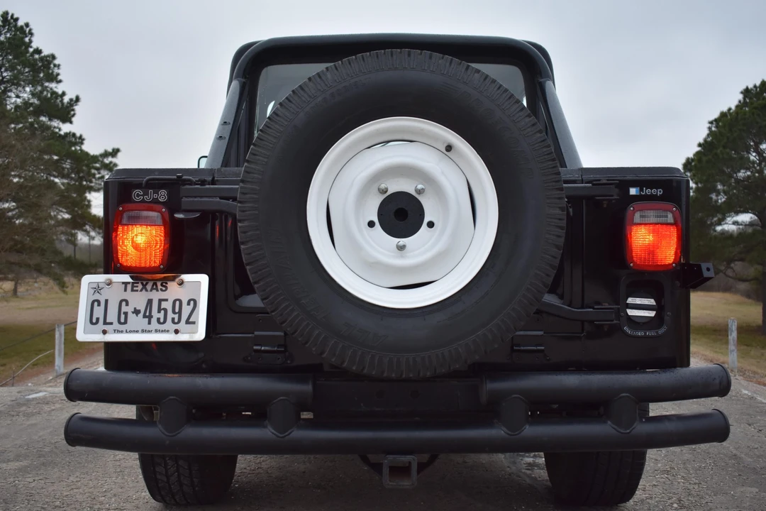1984 Jeep CJ8 Scrambler - Image 12 of 31