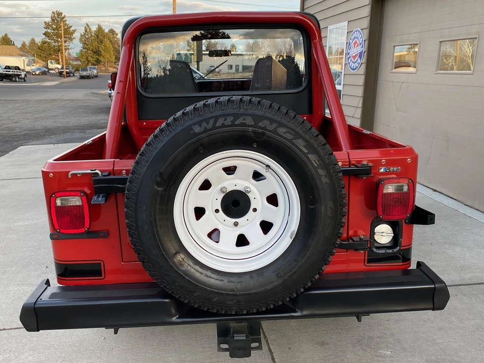 1984 Jeep CJ8 Scrambler - Image 21 of 31