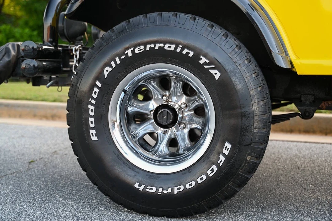1984 Jeep CJ8 Scrambler - Image 11 of 21