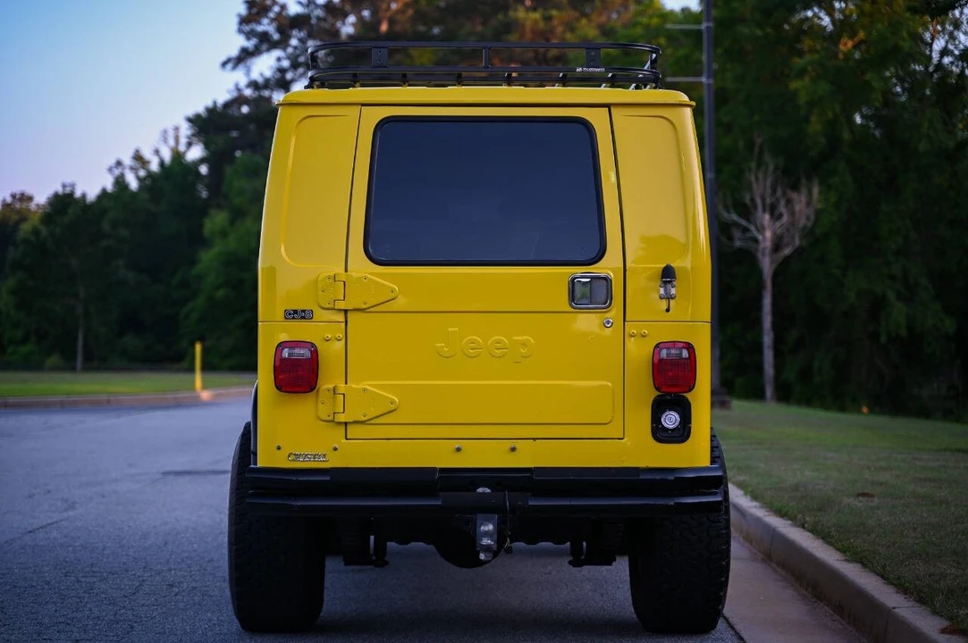 1984 Jeep CJ8 Scrambler - Image 21 of 21
