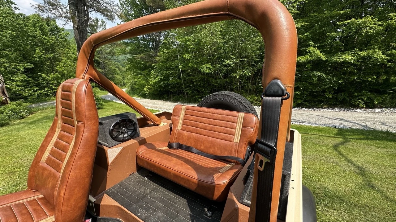 1984 Jeep CJ7 - Image 14 of 21