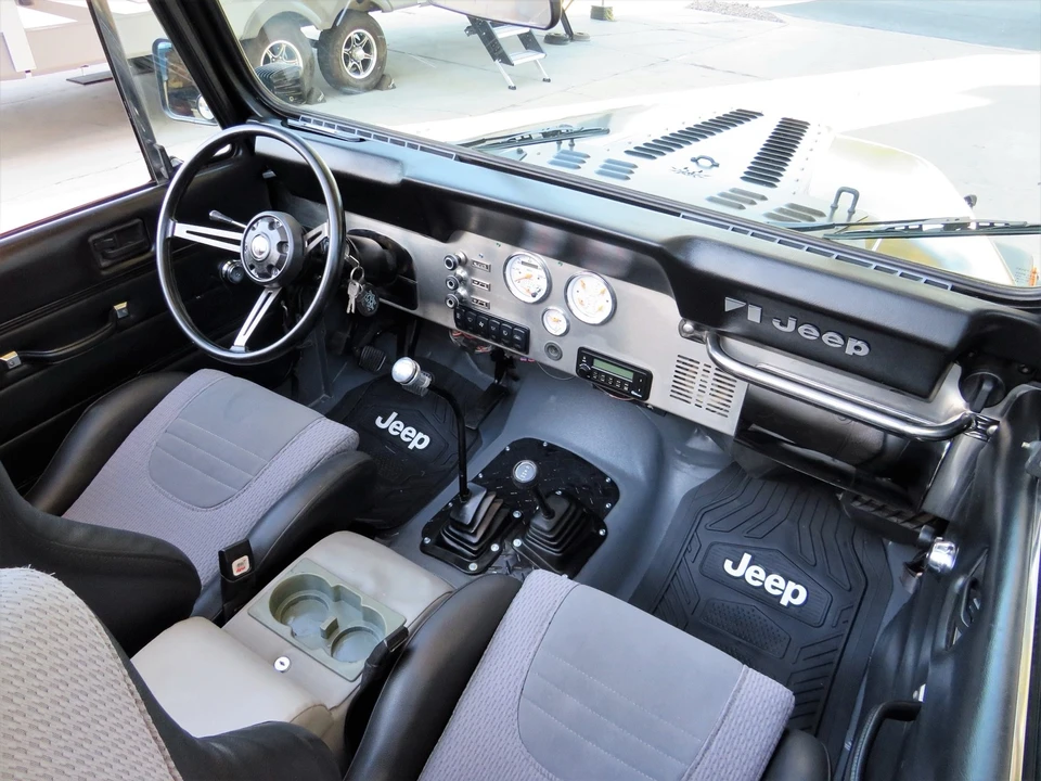 1984 Jeep CJ7 - Image 8 of 13