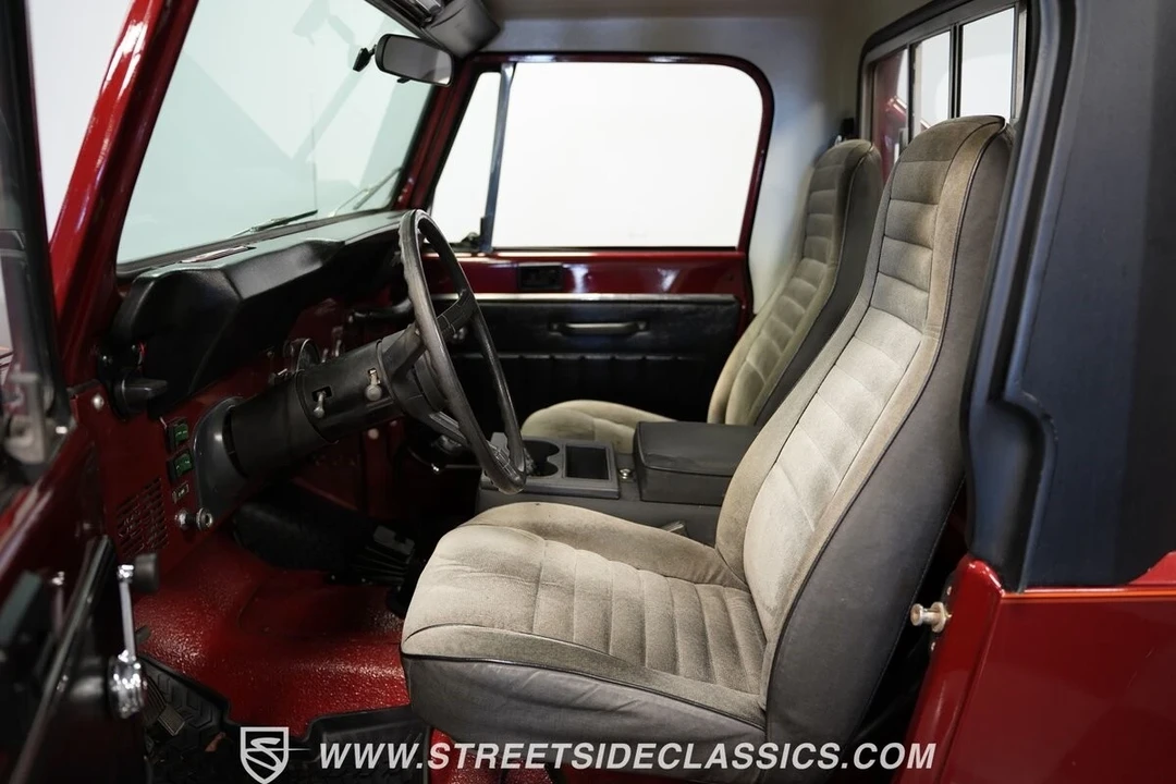 1984 Jeep CJ8 Scrambler - Image 5 of 21