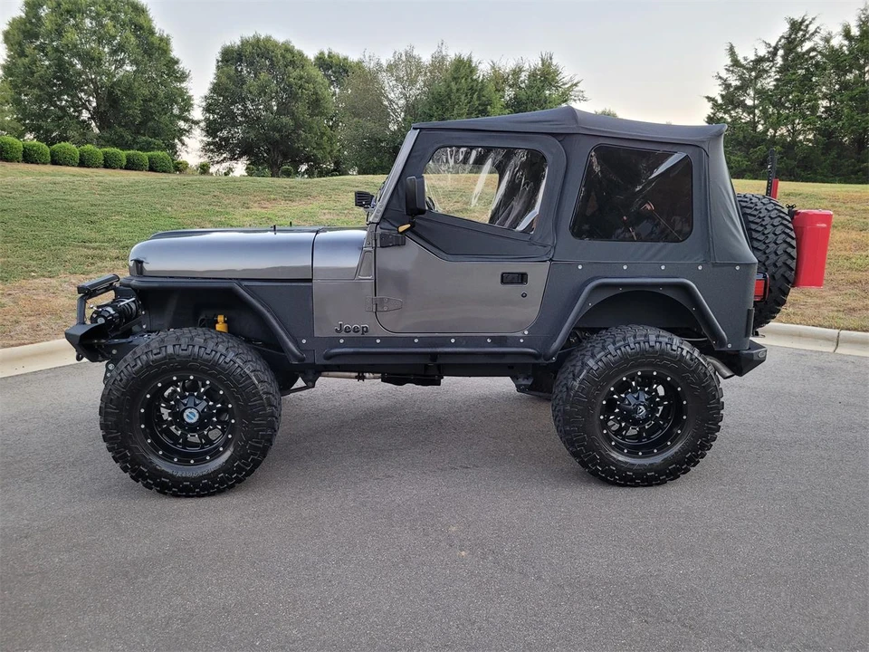 1984 Jeep CJ7 - Image 7 of 15