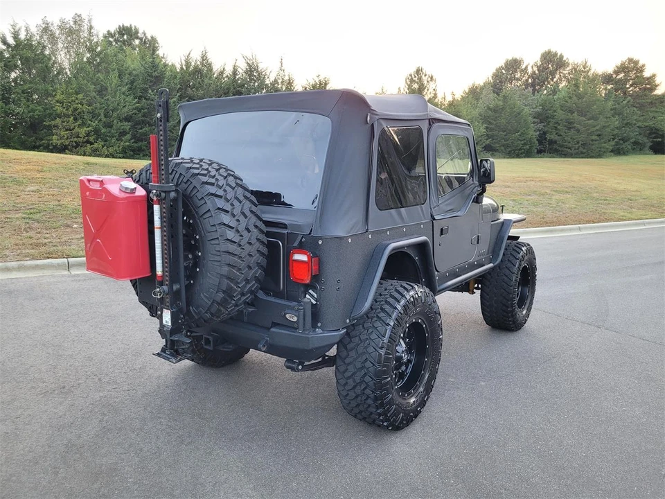 1984 Jeep CJ7 - Image 5 of 15