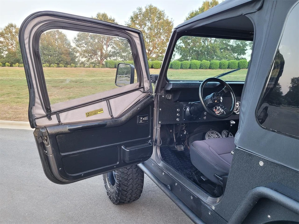1984 Jeep CJ7 - Image 8 of 15