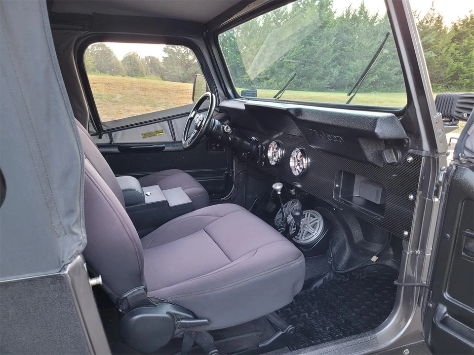 1984 Jeep CJ7 - Image 11 of 15