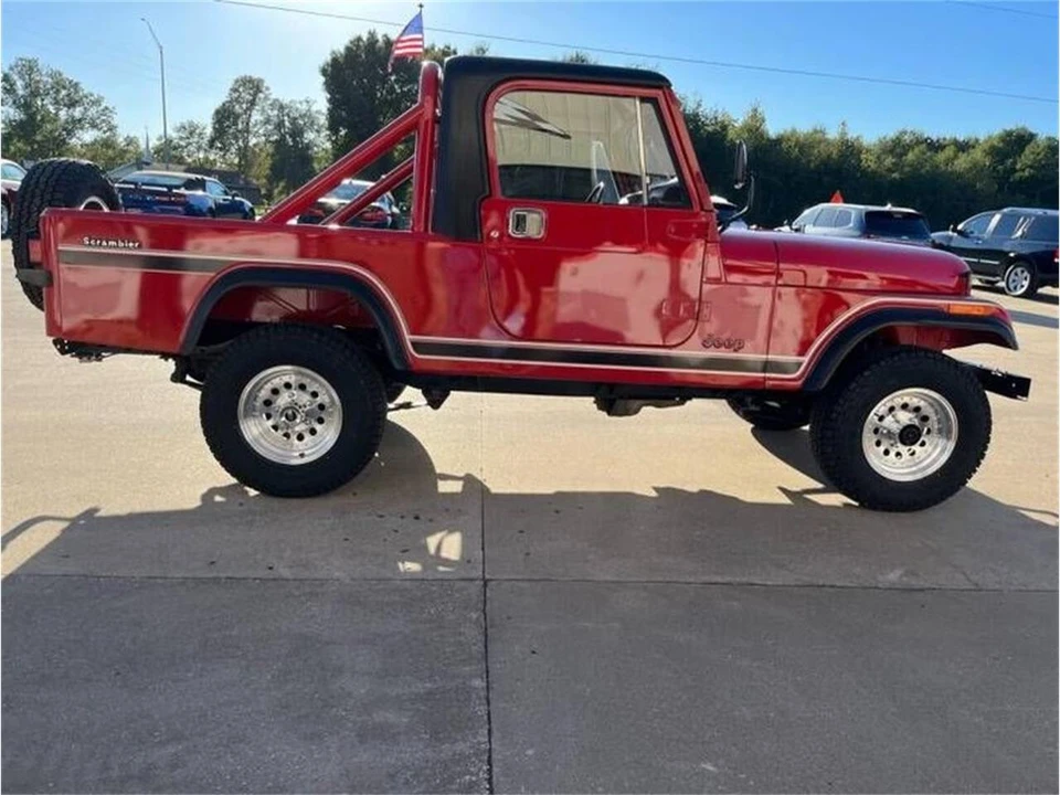 1984 Jeep CJ8 Scrambler - Image 2 of 18