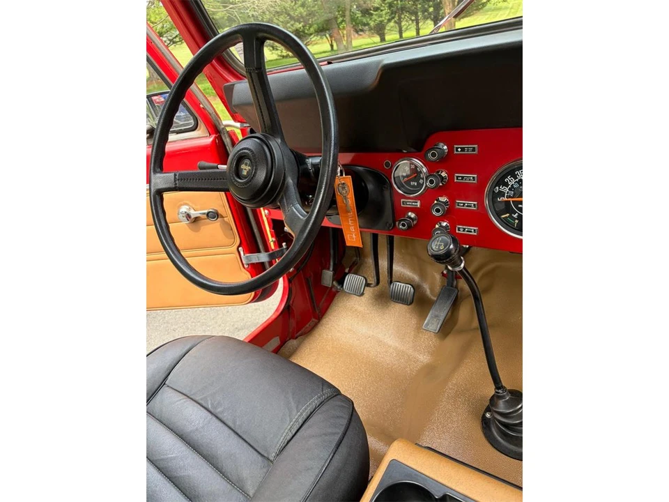 1984 Jeep CJ8 Scrambler - Image 13 of 18