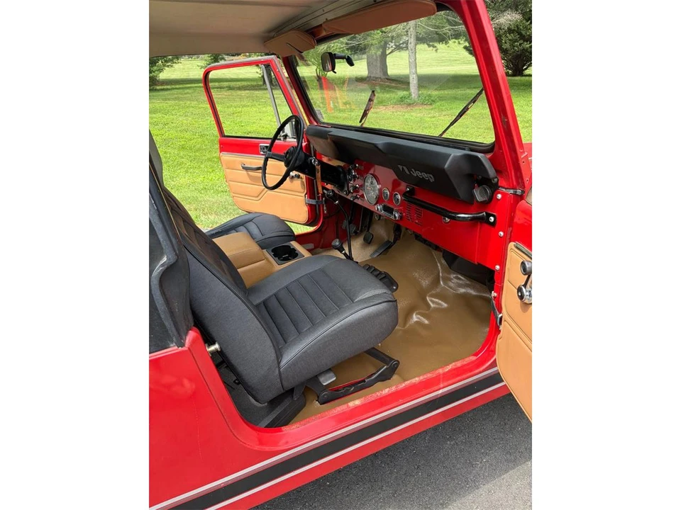 1984 Jeep CJ8 Scrambler - Image 10 of 18