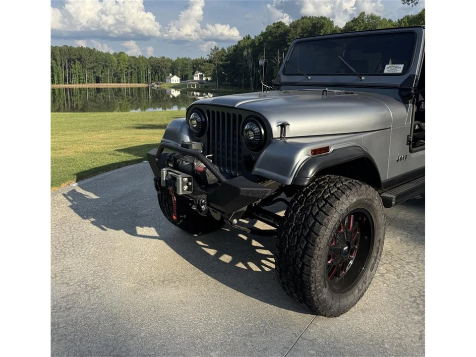 1984 Jeep CJ8 Scrambler - Image 2 of 26