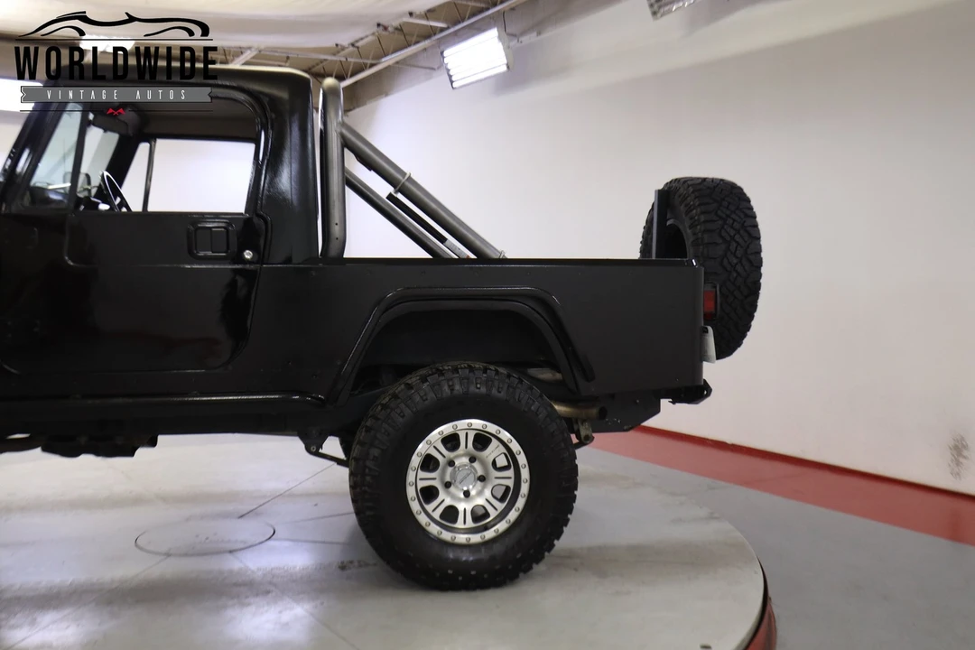 1984 Jeep CJ8 Scrambler - Image 10 of 12