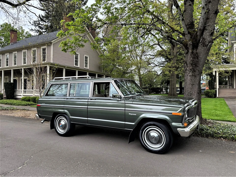 1984 Jeep SJ Wagoneer - Image 10 of 31