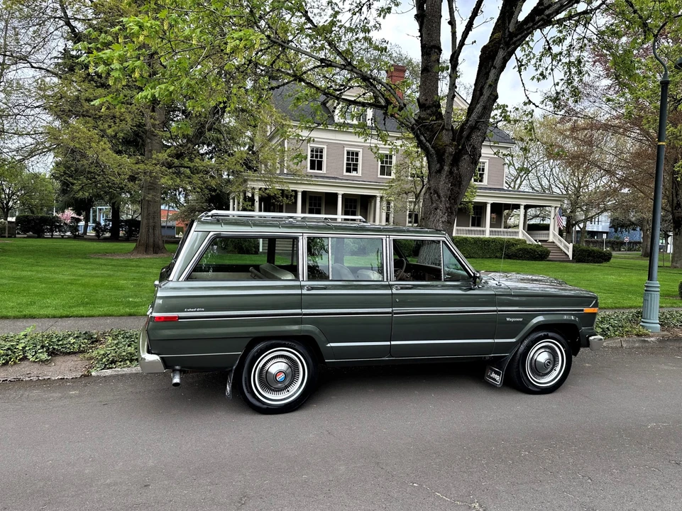 1984 Jeep SJ Wagoneer - Image 13 of 31