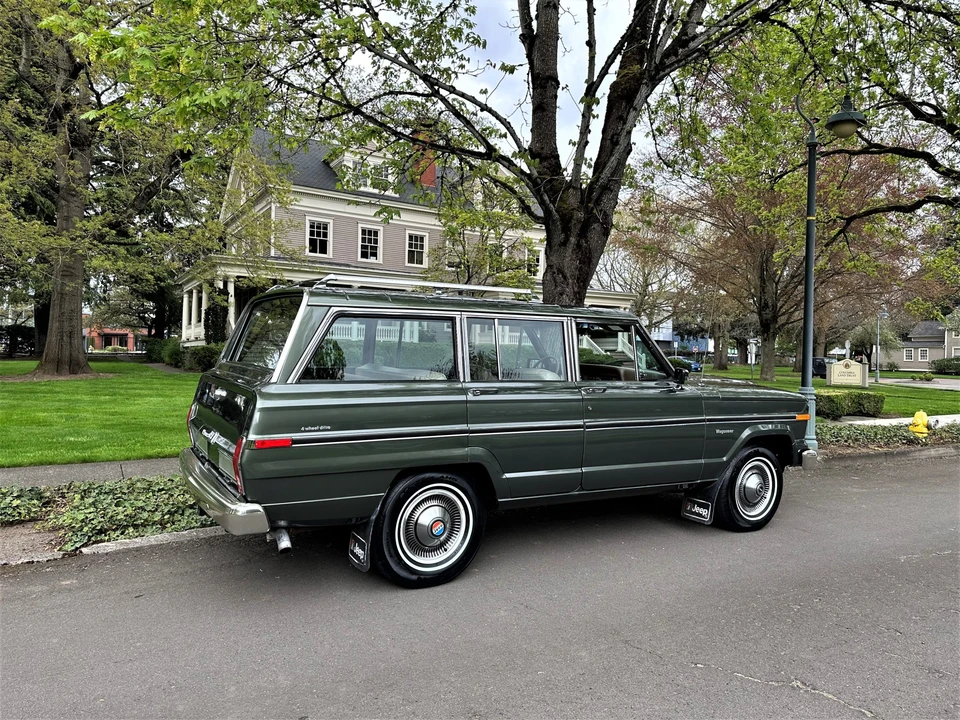 1984 Jeep SJ Wagoneer - Image 14 of 31