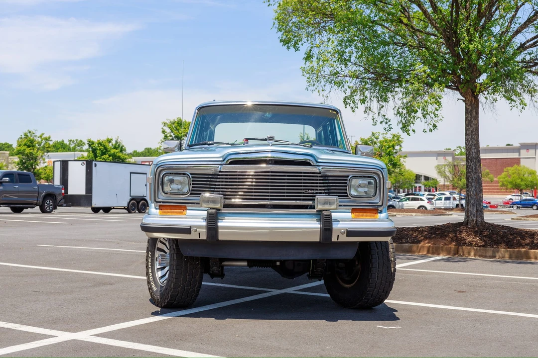 1984 Jeep SJ Grand Wagoneer - Image 2 of 31