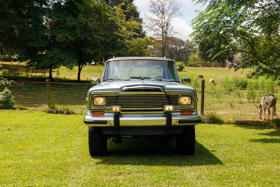 1984 Jeep SJ Grand Wagoneer - Image 3 of 31