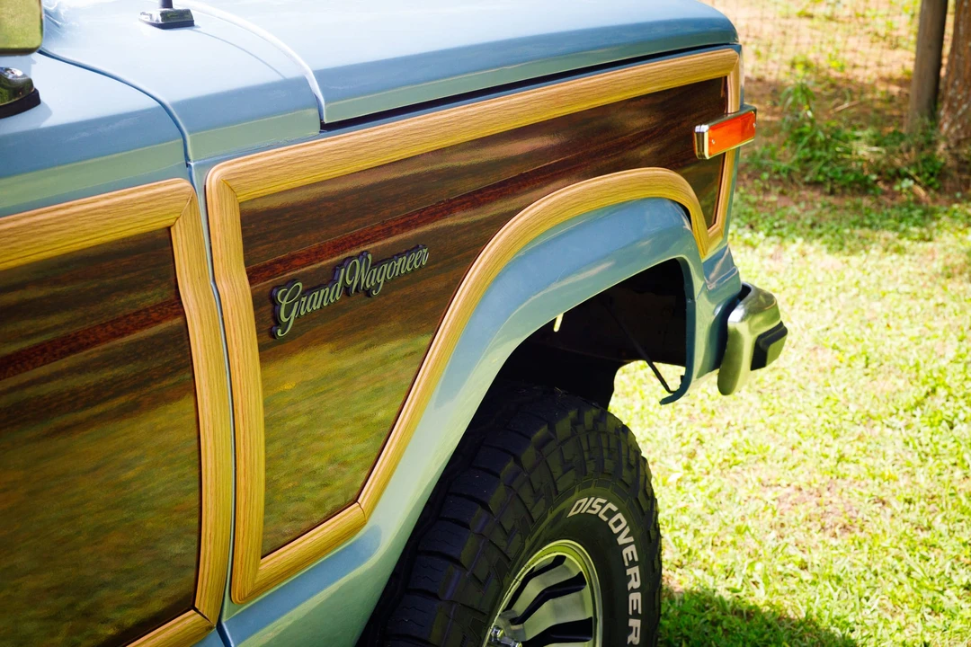 1984 Jeep SJ Grand Wagoneer - Image 23 of 31