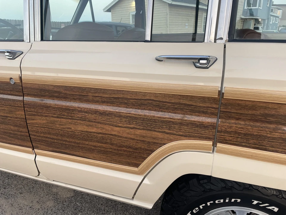 1984 Jeep SJ Grand Wagoneer - Image 26 of 31